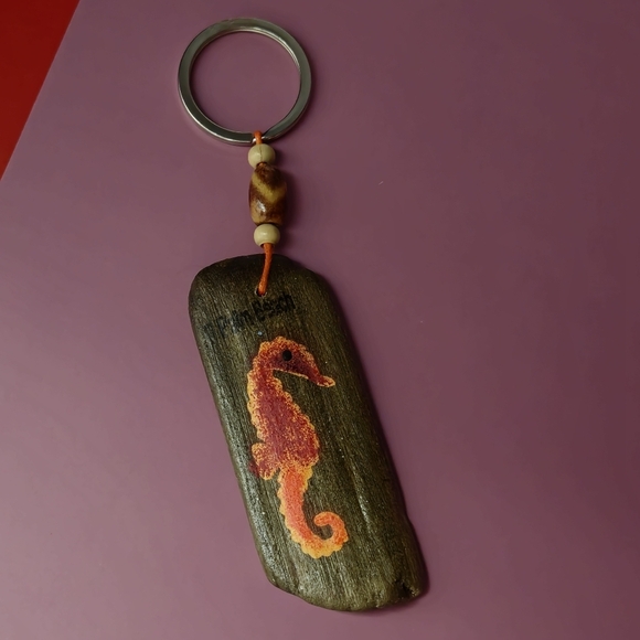 Palm Beach Wooden Seahorse Keychain with Orange Design Handcrafted - Picture 11 of 16